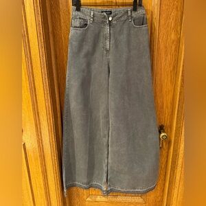 Never worn Twinset wide leg jeans sz 29 US